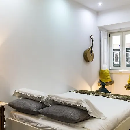 아파트 Youlisbon Alfama Studio